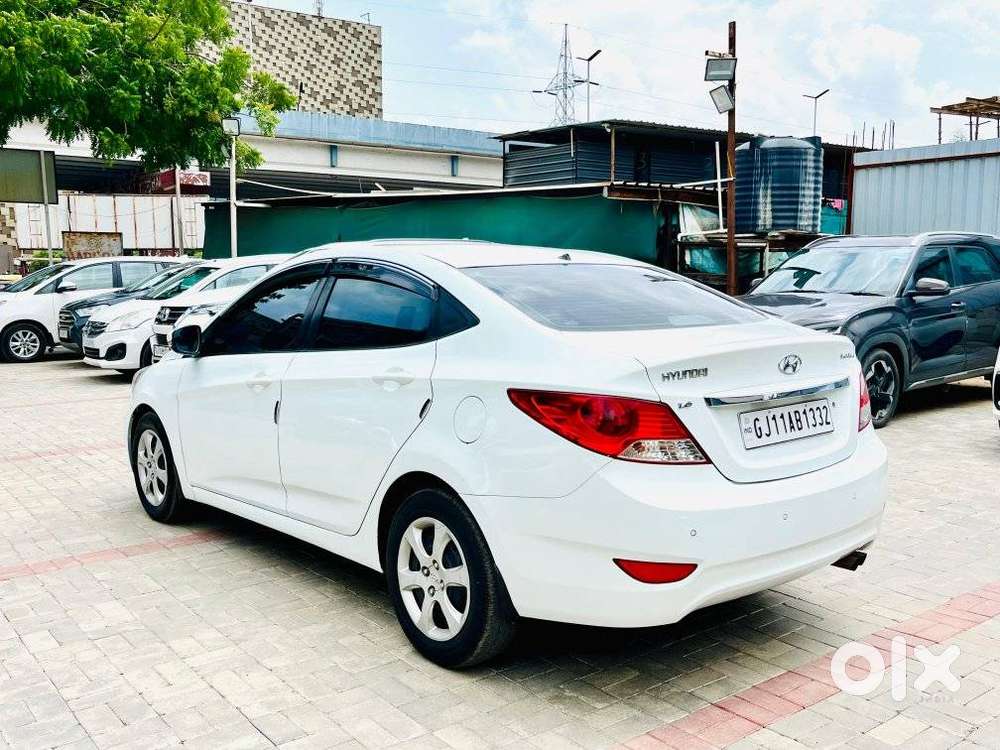 Hyundai Verna 1.6 Sx Vtvt, 2012, Petrol