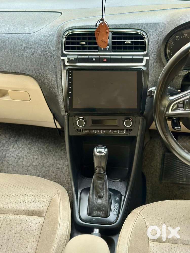 Skoda Rapid Petrol 2017