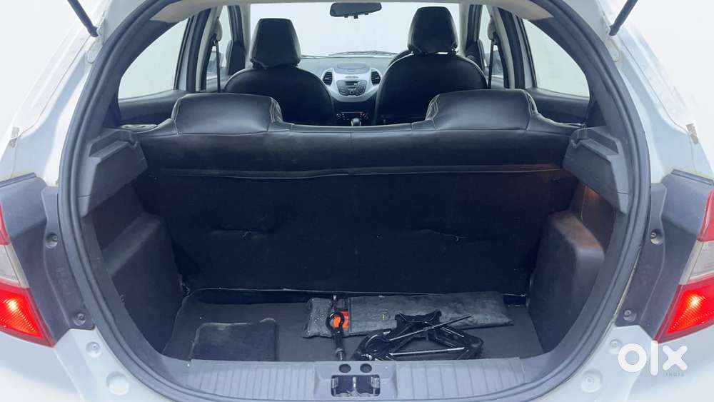 Ford Figo 1.5p Titanium At, 2015, Petrol