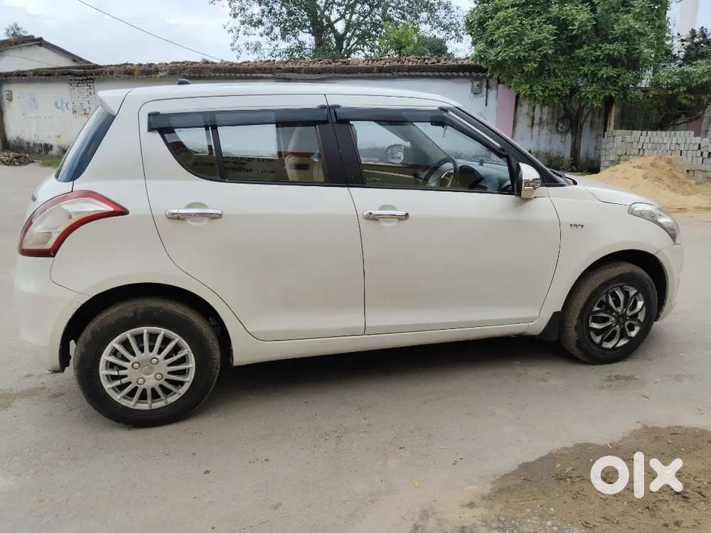 Maruti Suzuki Swift 2012
Km 55000
New Battery 
Double Key
Se