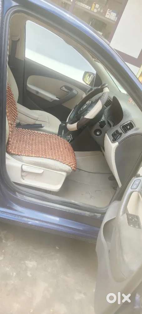 Volkswagen Vento 2011 Petrol 90000 Km