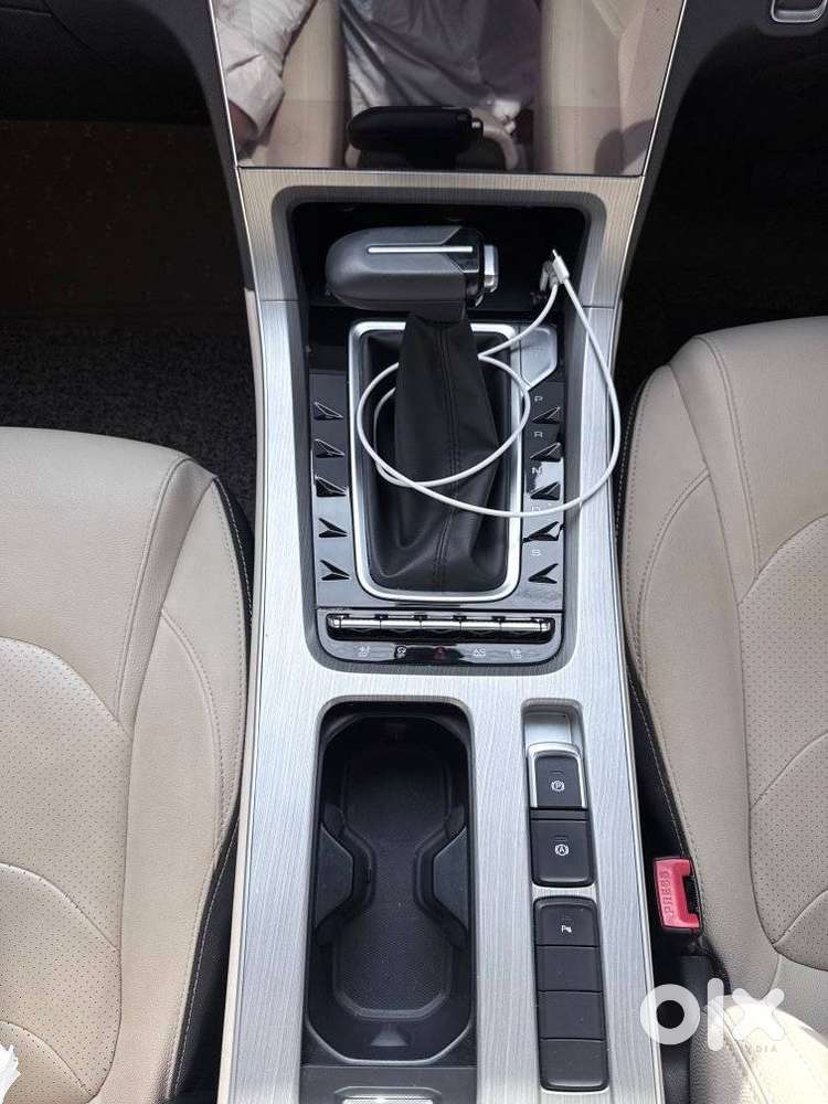 Mg Hector Sharp Pro 1.5 Turbo Cvt, 2023, Petrol