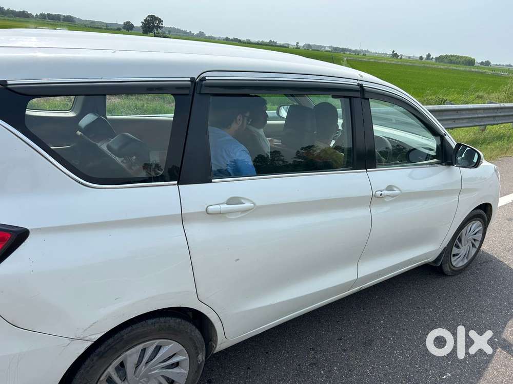 Maruti Suzuki Ertiga Vxi (o) Cng, 2022, Petrol