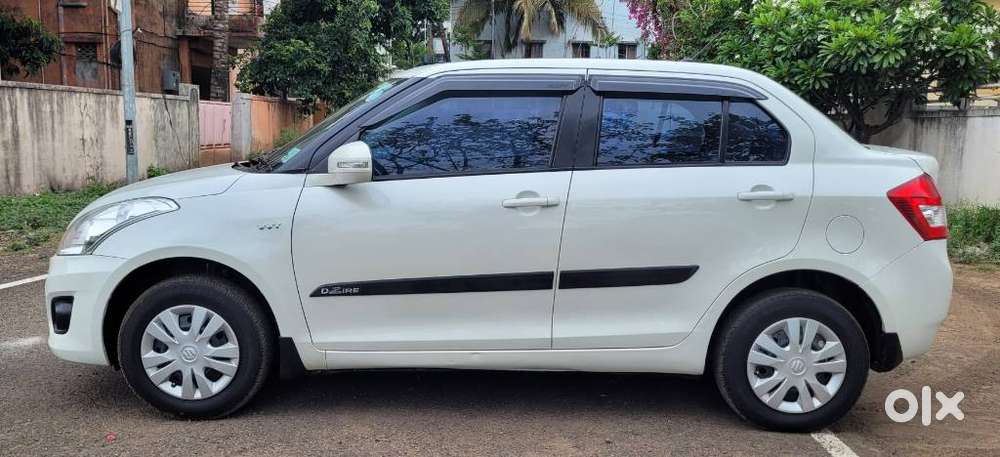 Maruti Suzuki Swift Dzire Vxi(o) Mt, 2014, Petrol