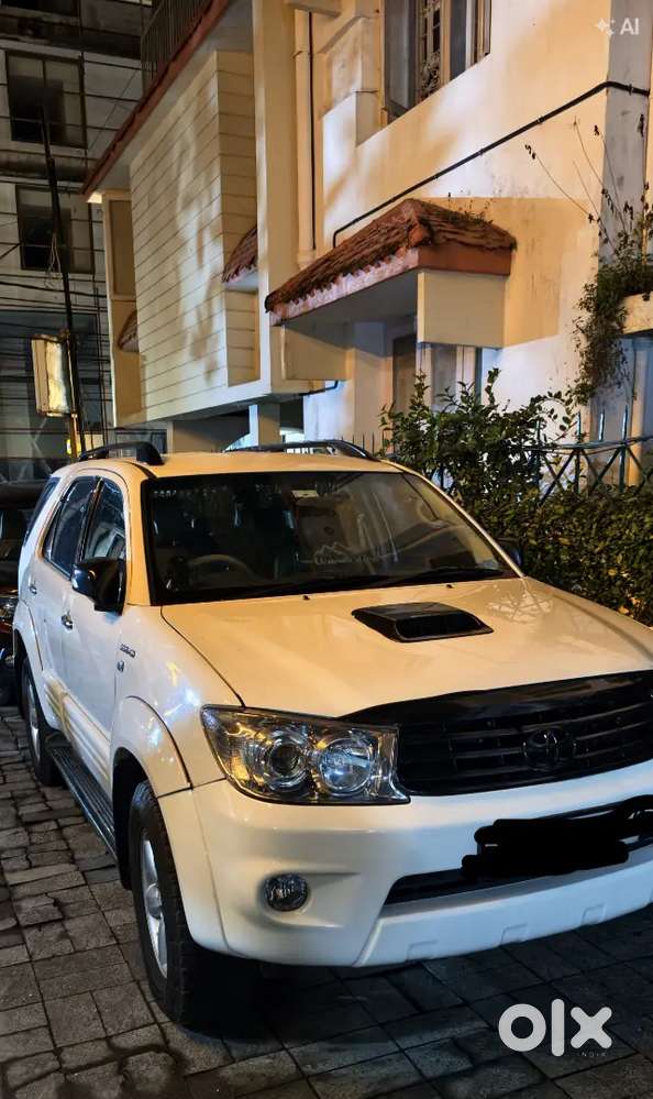 Toyota Fortuner 3.0 2011