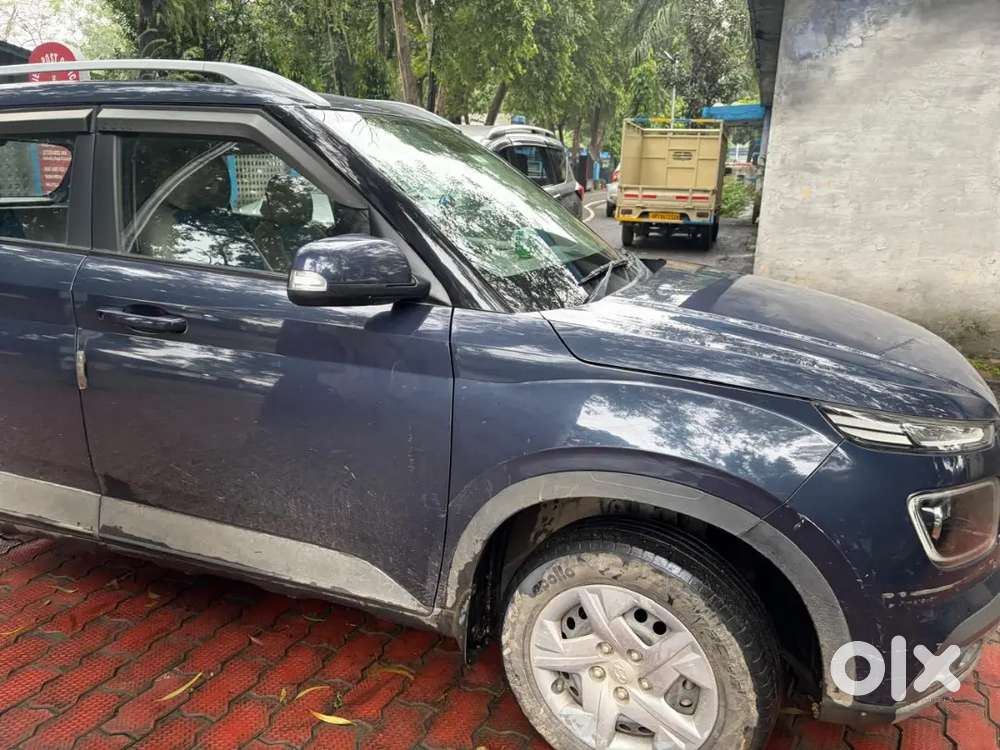 Hyundai Venue 2021 Petrol Good Condition