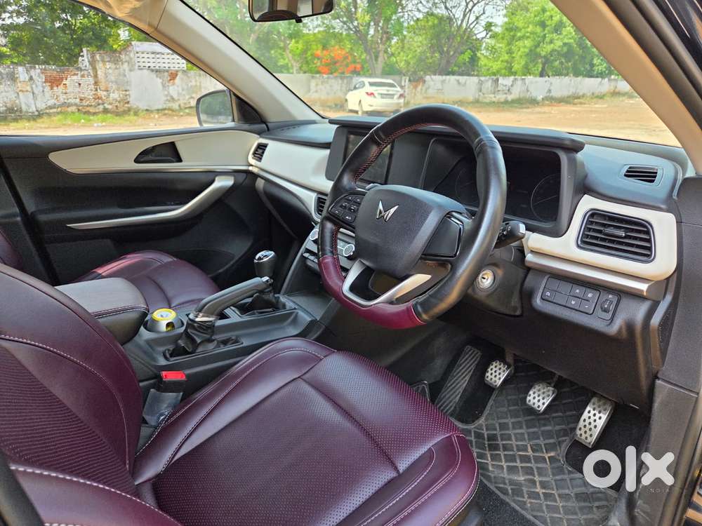 Mahindra Xuv700 2.2 Mx Diesel Mt 5 Str, 2024, Diesel