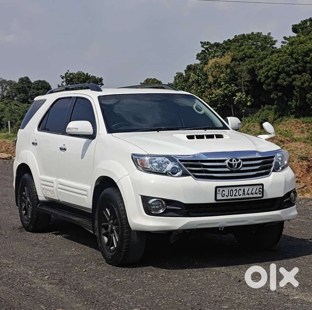Toyota Fortuner 3.0 4x4 Manual, 2015, Diesel