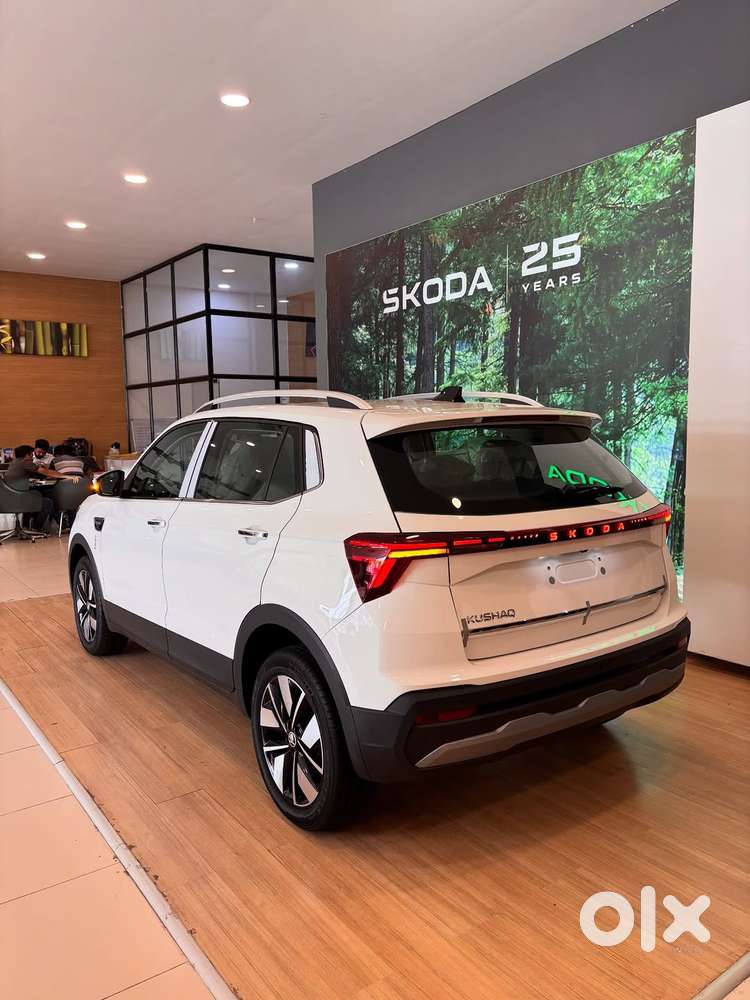 Skoda Kushaq 1.0 Tsi Style At (6 Airbags), 2026, Petrol