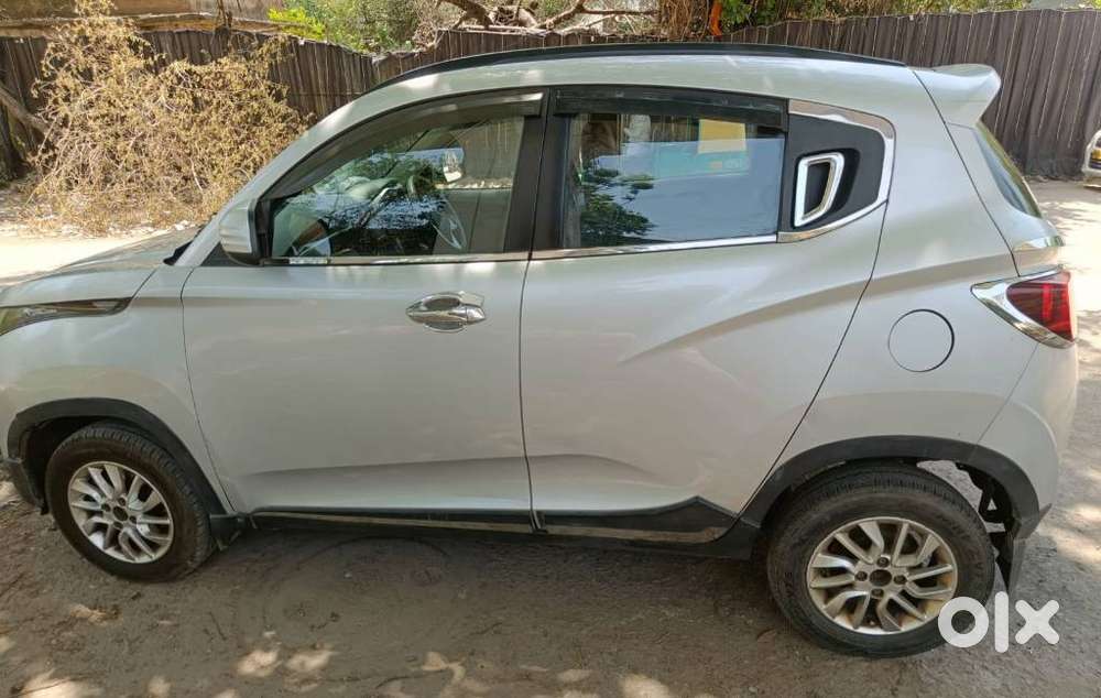 Mahindra Kuv 100 Mahindra-kuv-100-g80-k6-plus, 2017, Petrol