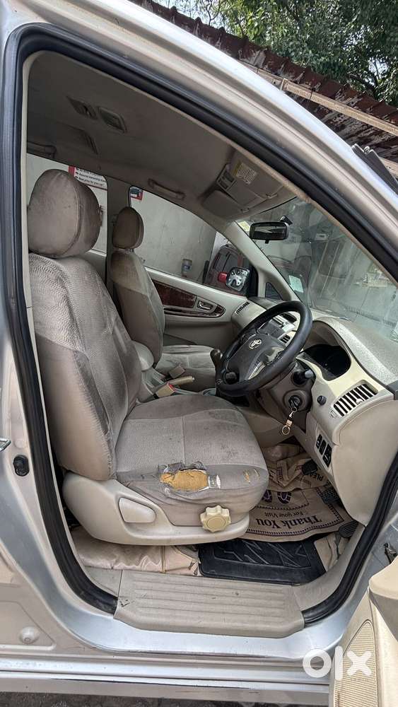 Toyota Innova 2.5 Ev Diesel Ps 8 Seater Bsiii, 2014, Diesel