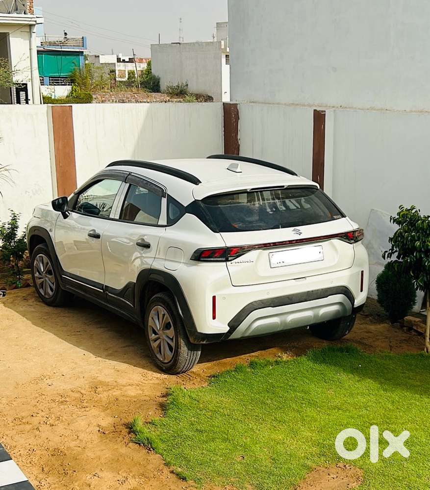 Maruti Suzuki Fronx Petrol 2024
