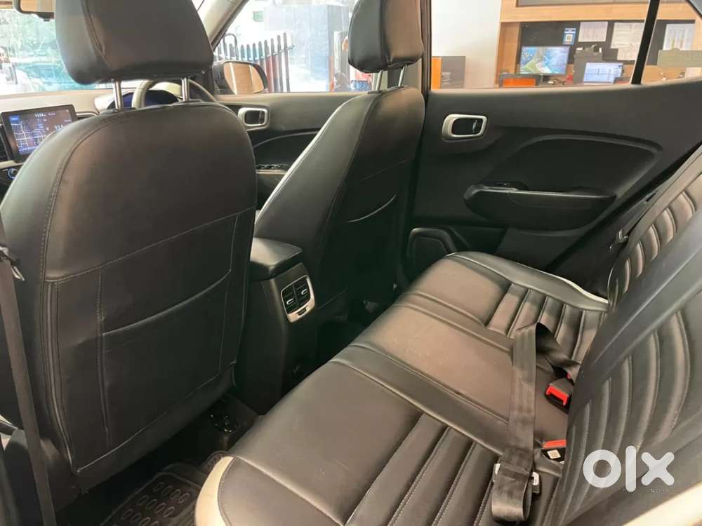 Hyundai Venue 1.0 Sx (o) Turbo Dct, 2019, Petrol