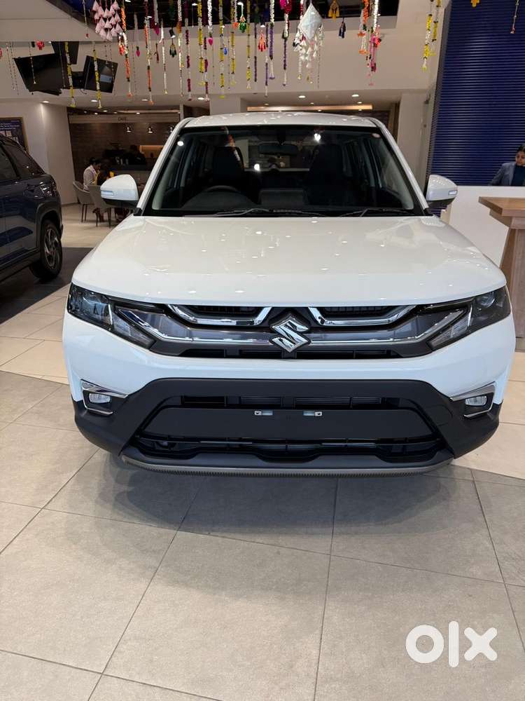 Maruti Brezza Lxi
