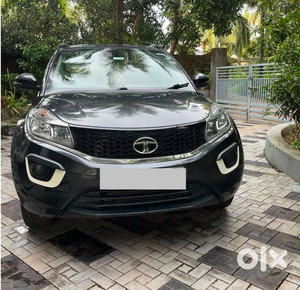 Tata Nexon 1.5 Revotorq Xt, 2017, Diesel
