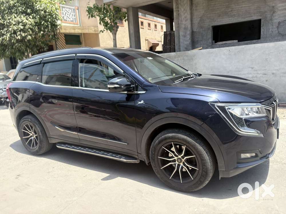 Mahindra Xuv700 2.2 Ax 3 Diesel At 5 Str, 2023, Diesel