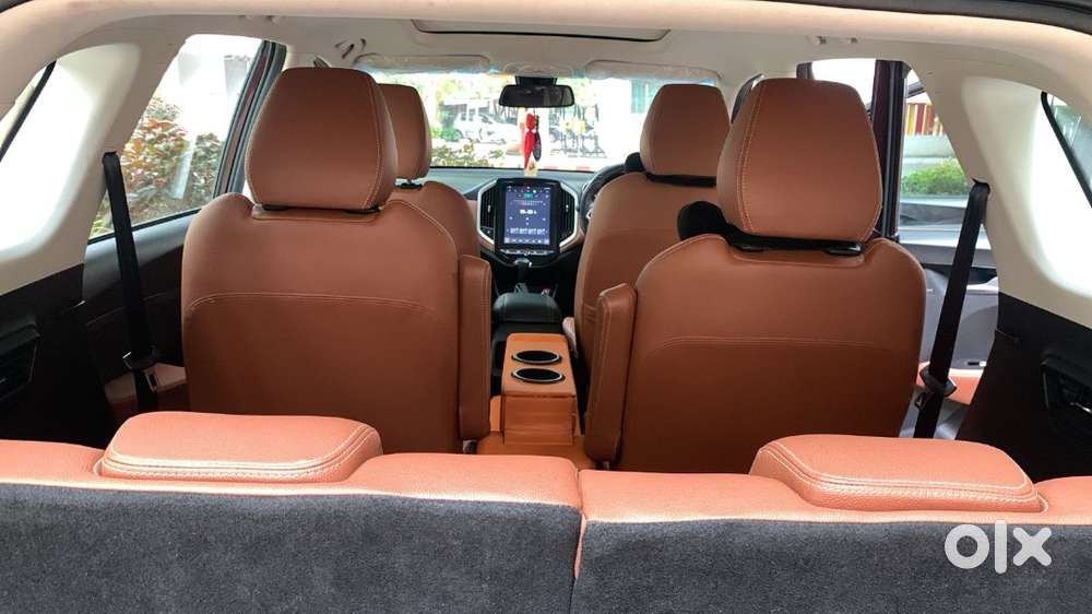 Mg Hector Plus - Dct Petrol