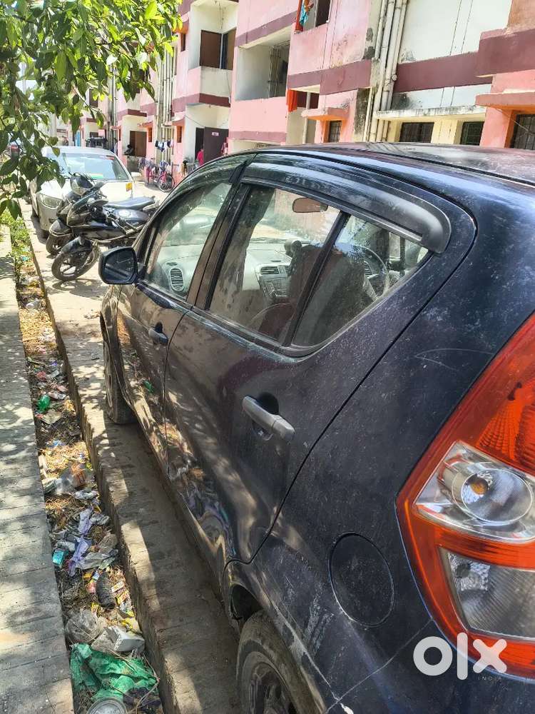 Maruti Suzuki Ritz 2010 Petrol Well Maintained