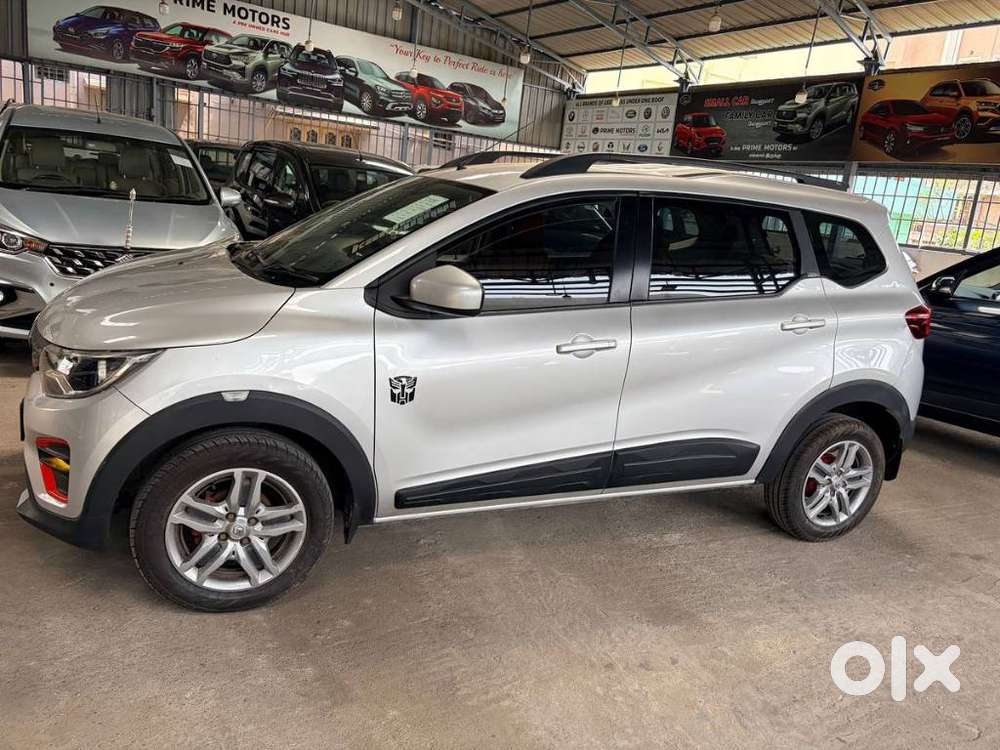 Renault Triber Rxz, 2019, Petrol
