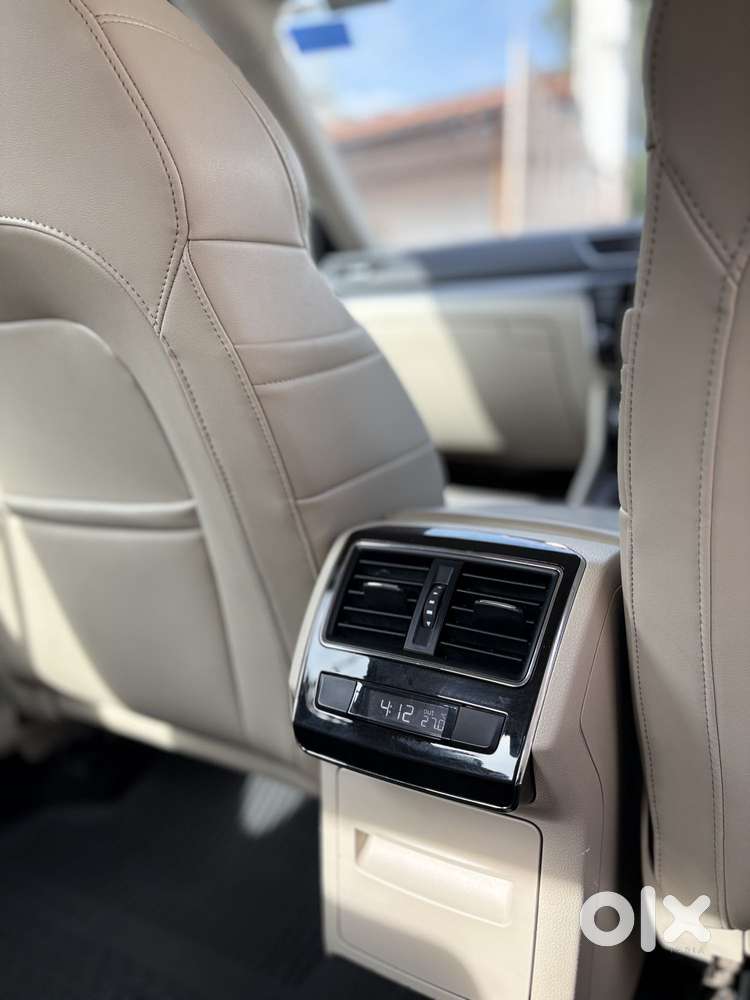 Skoda Superb Style 1.8 Tsi Mt, 2016, Petrol