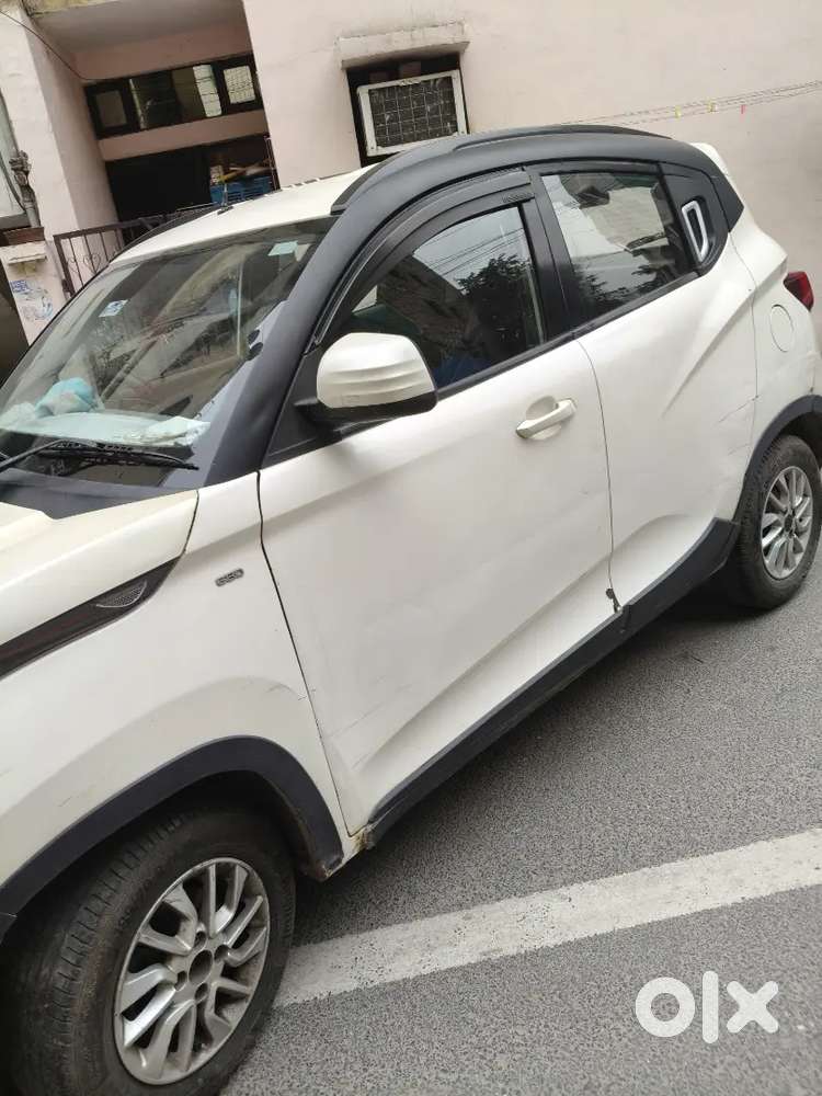 Mahindra Kuv100 Nxt Petrol 2016