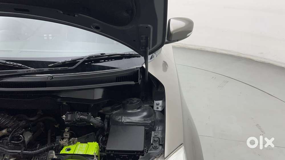 Maruti Suzuki Swift Amt Zxi, 2018, Petrol