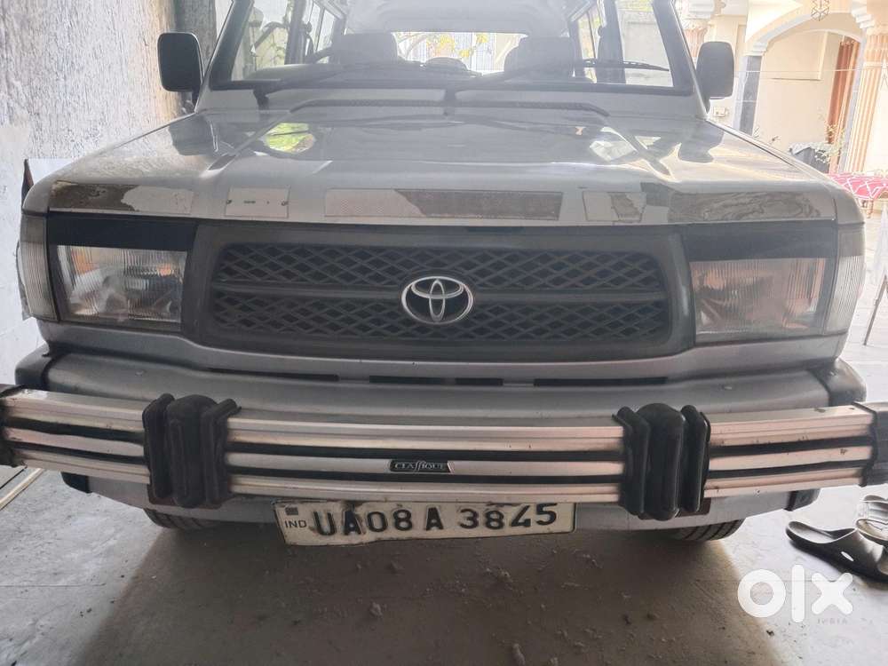 Toyota Qualis Gs 10-seater Diesel  2002  Single Owner  Well Maintai