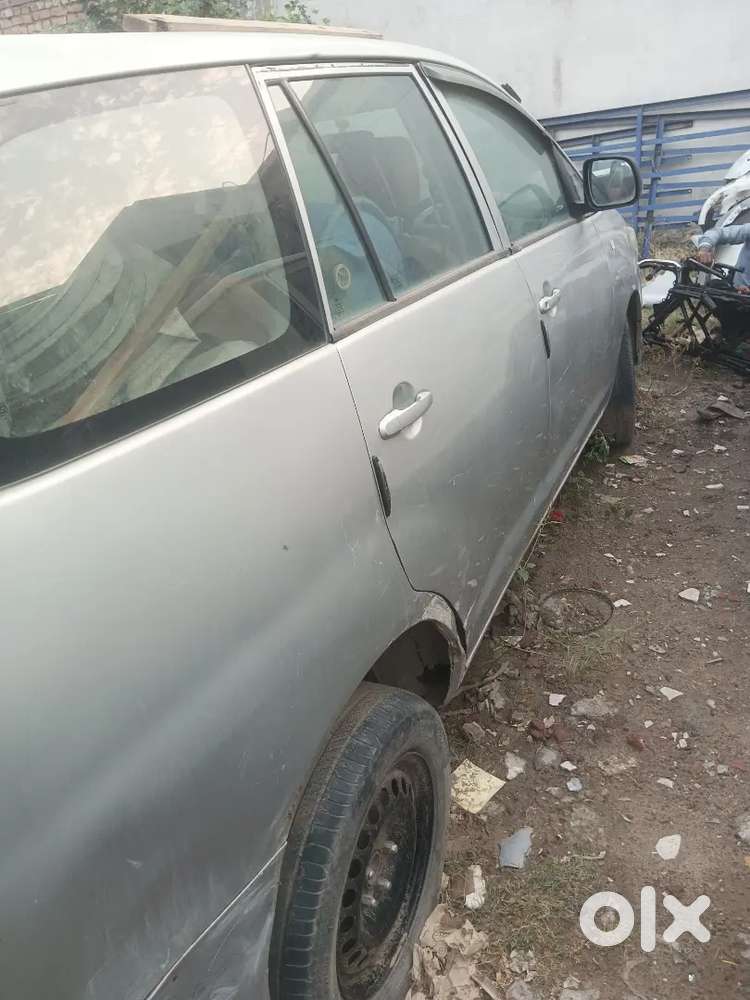 Toyota Innova Hycross 2.0 Gx 2012