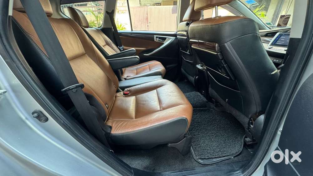 Toyota Innova Crysta 2.8 Zx At, 2017