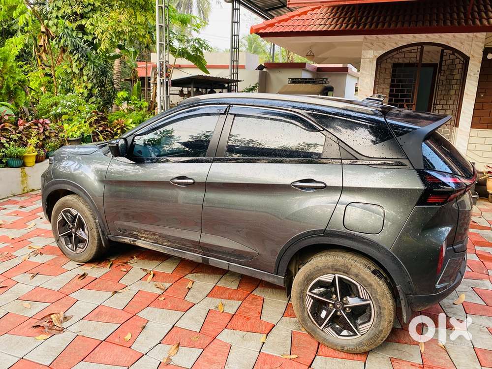 Tata Nexon Full Option Petrol Manual 2024 With Sunroof
