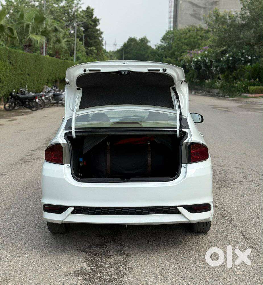 Honda City Vx Petrol Cvt, 2018, Cng & Hybrids