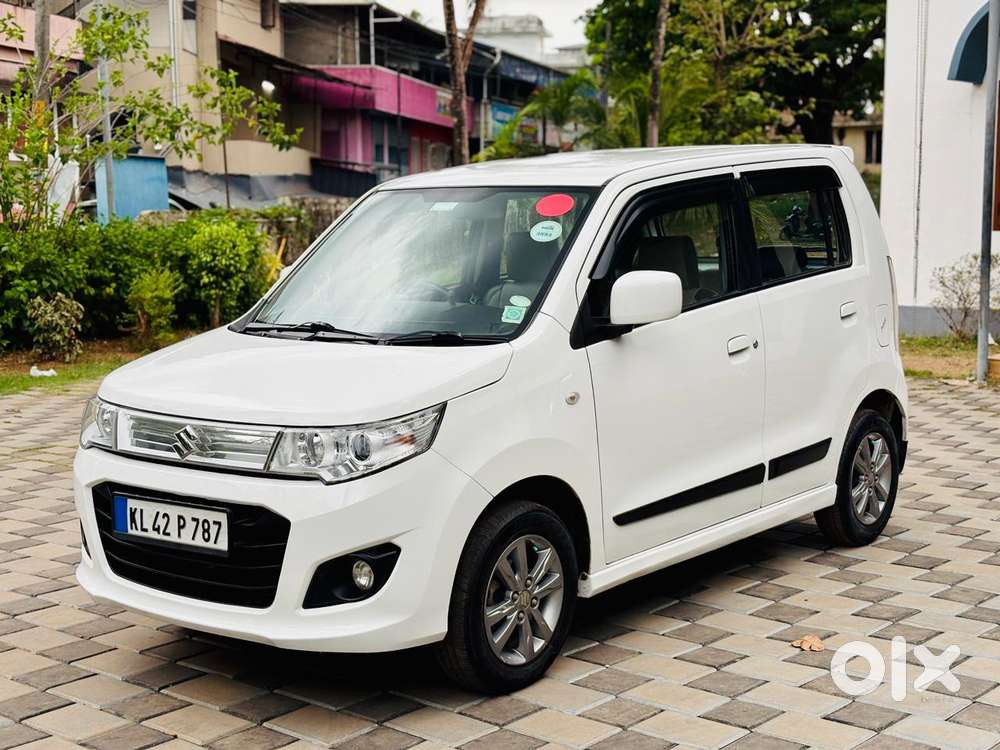 Maruti Suzuki Wagon R Stingray 1.0 Vxi Plus, 2017, Petrol