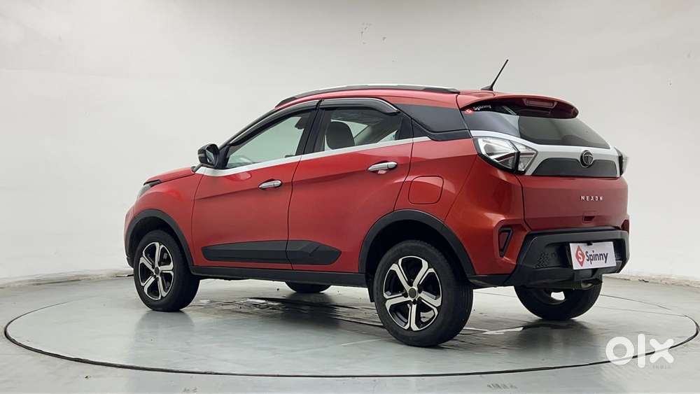 Tata Nexon 1.2 Revotron Xma Amt (s), 2022, Petrol
