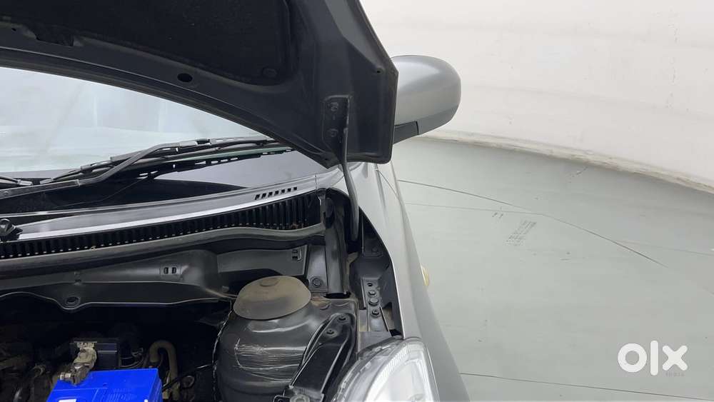 Maruti Suzuki Swift 1.2 Lxi (o), 2017, Petrol