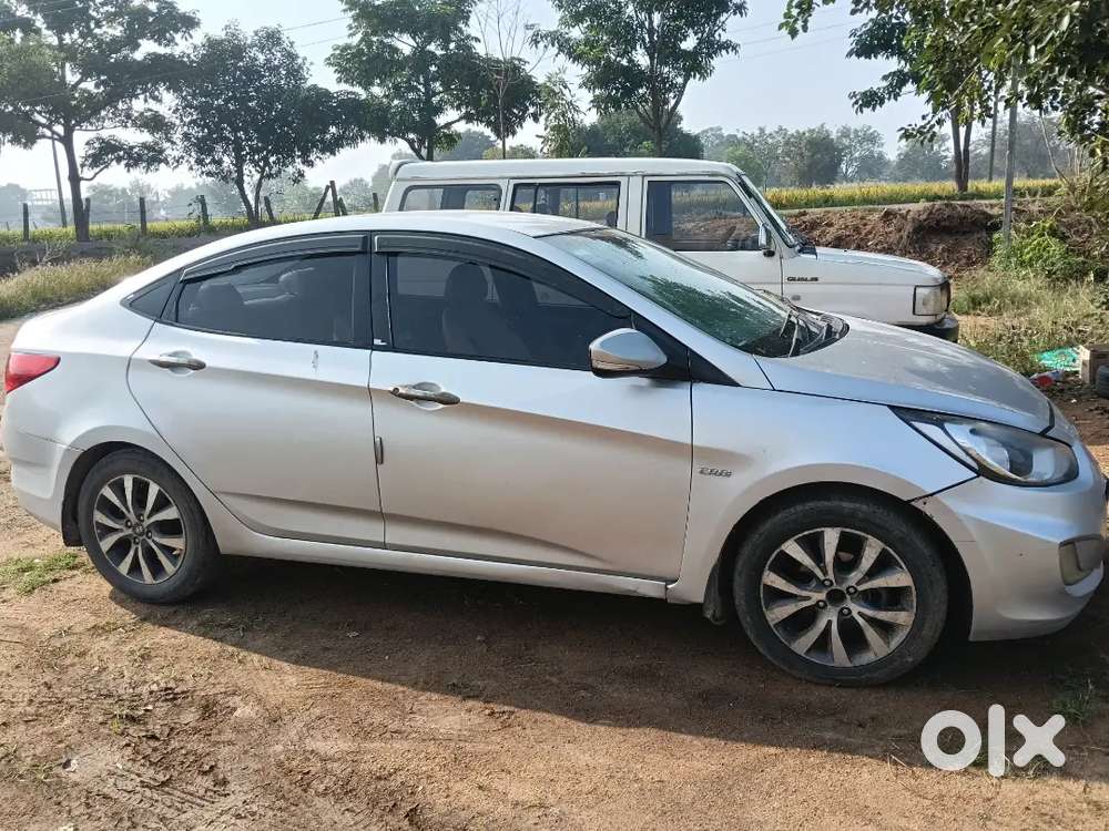 Hyundai Verna 2014 Diesel 150000 Km Driven