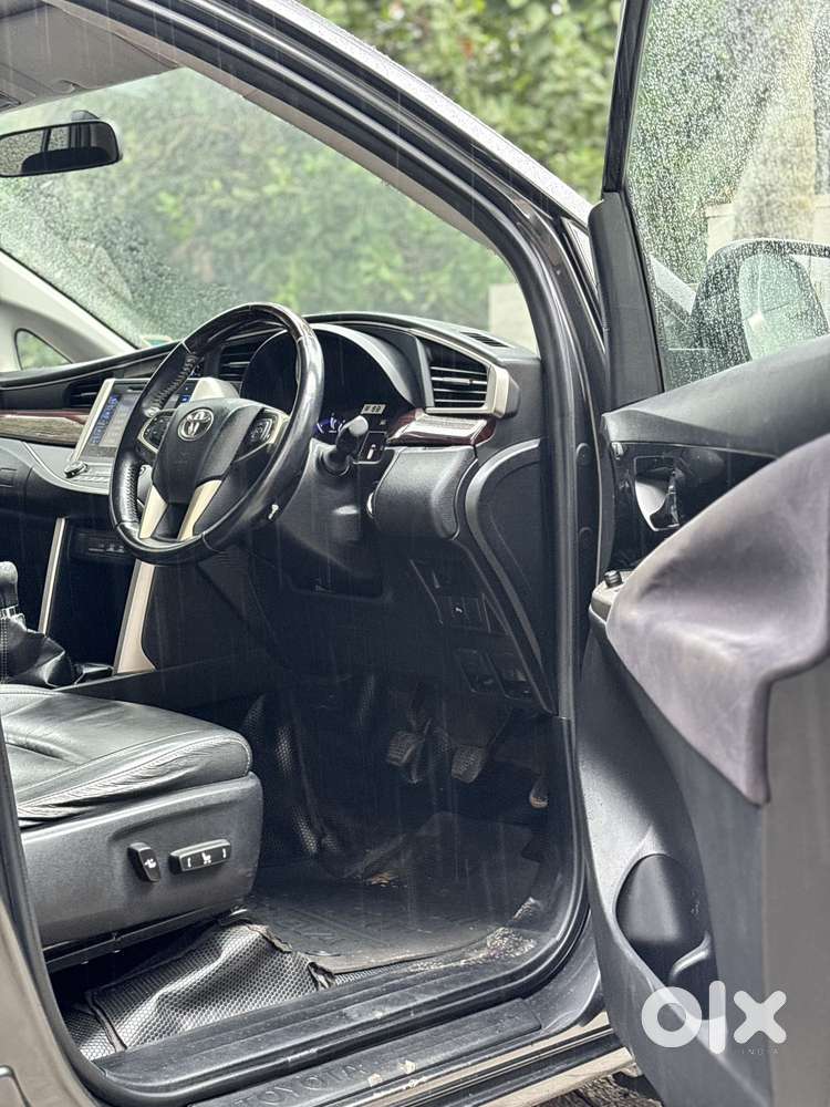 Toyota Innova Crysta 2.4 Z 7 Str, 2016, Petrol