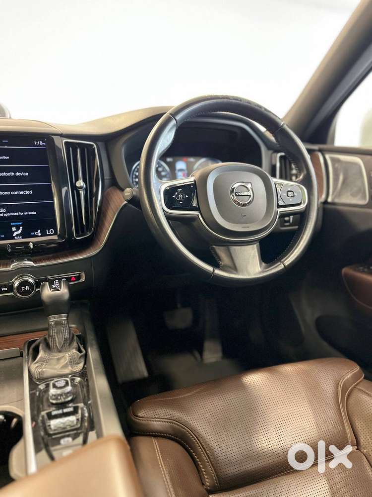 Volvo Xc60 D5 Awd Automatic, 2021, Diesel
