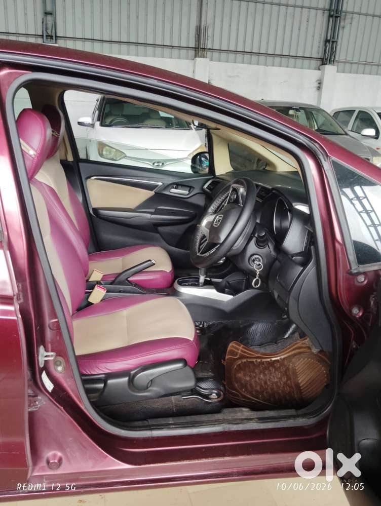 Honda Jazz V Cvt, 2015, Petrol
