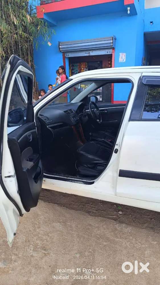 Maruti Suzuki Swift 2016 Petrol 740000 Km Driven