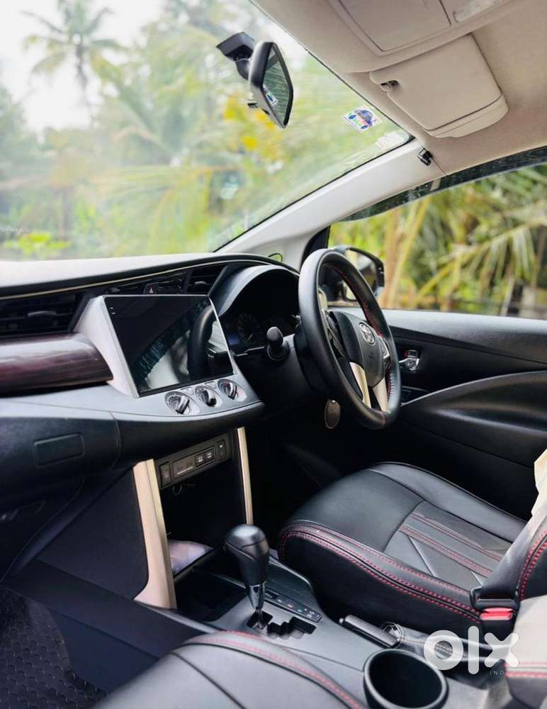 Toyota Innova Crysta 2019