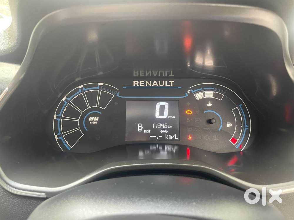Renault Triber Rxt, 2021, Petrol