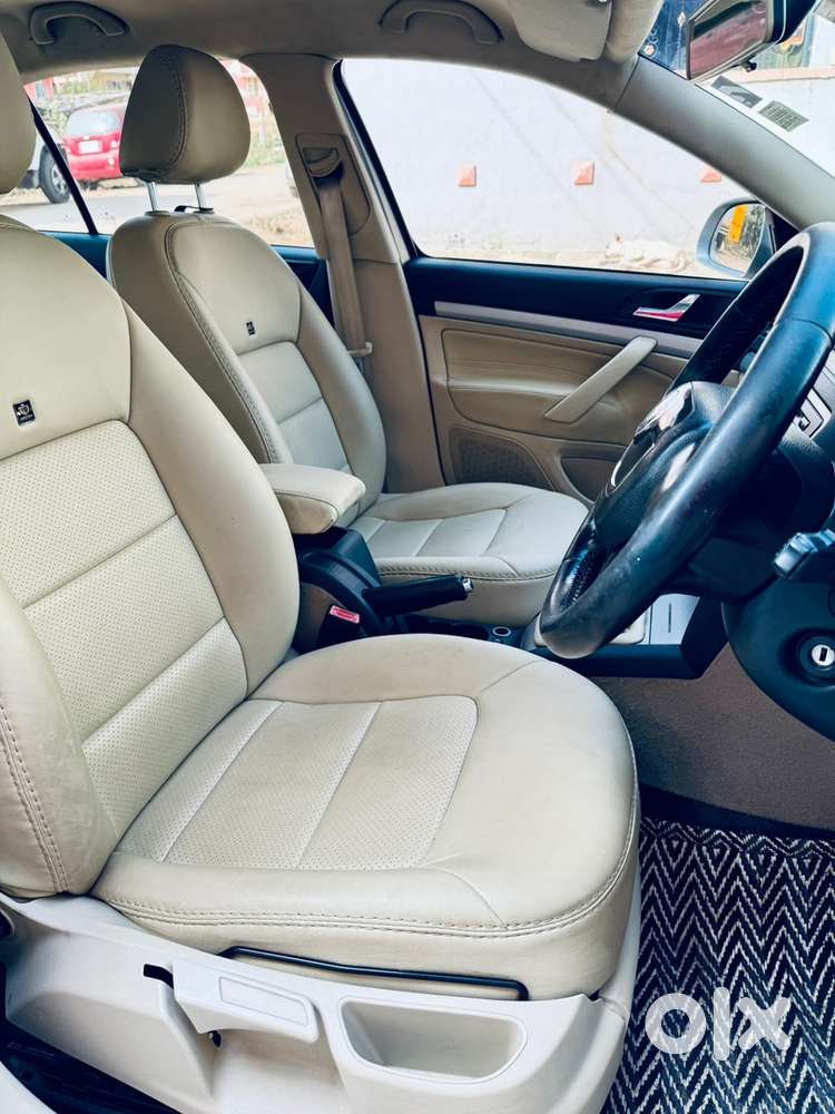 Skoda Laura 2013 Diesel Well Maintained