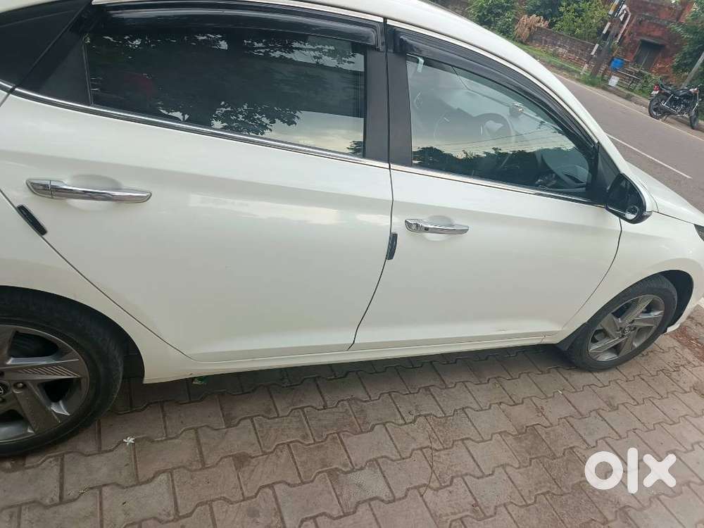 Verna 2021 Diesel(white)