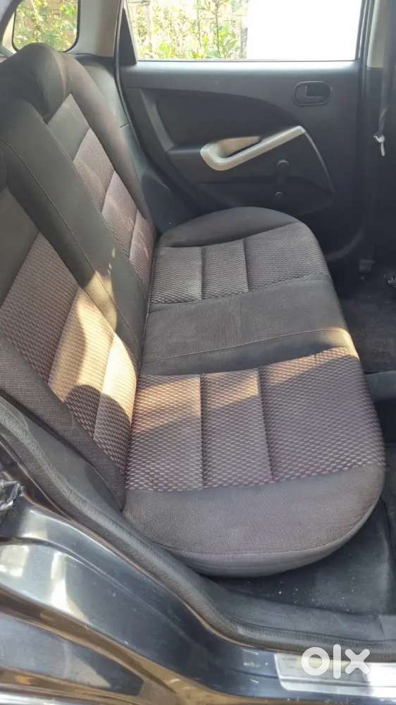 Ford Figo 2011 Diesel 120000 Km Driven