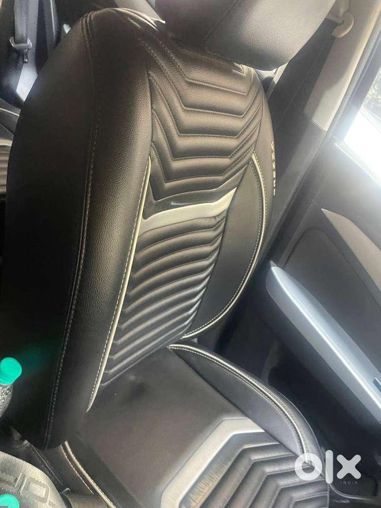 Maruti Suzuki Car Blue Colour, Doctor Driven Vehicle. Model 2022