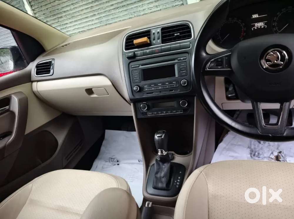 Skoda Rapid Elegance 2015