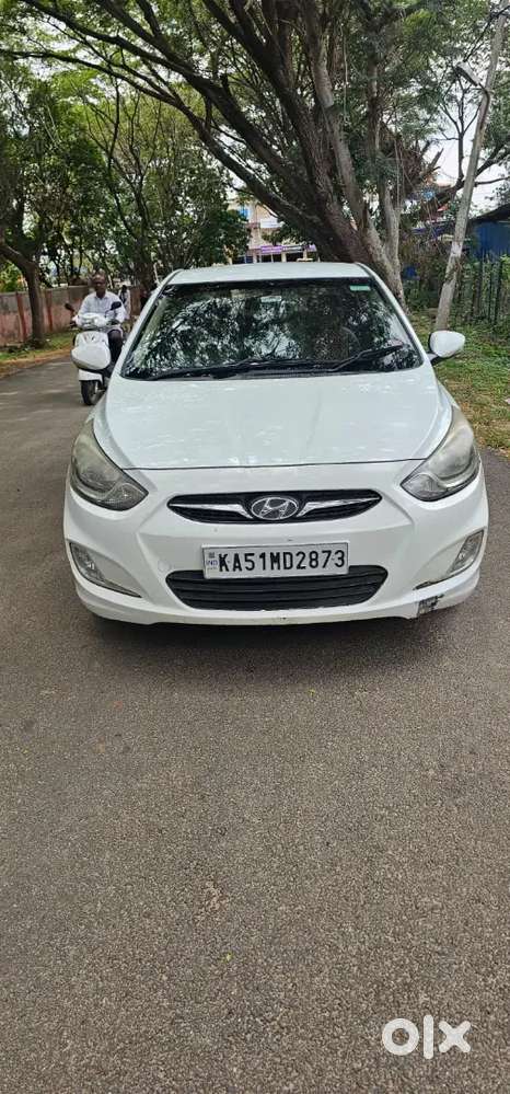 Hyundai Verna 1.6 Sx 2011