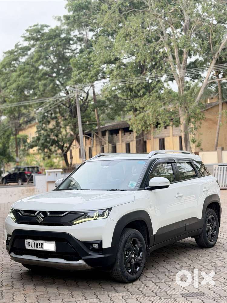 Maruti Suzuki Brezza 1.5 Zxi Smart Hybrid, 2023, Petrol