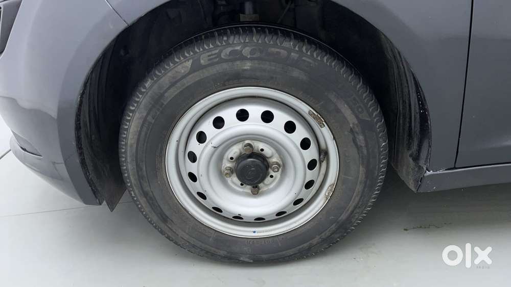 Tata Altroz 1.2 Xe Rhytm Petrol, 2021, Petrol