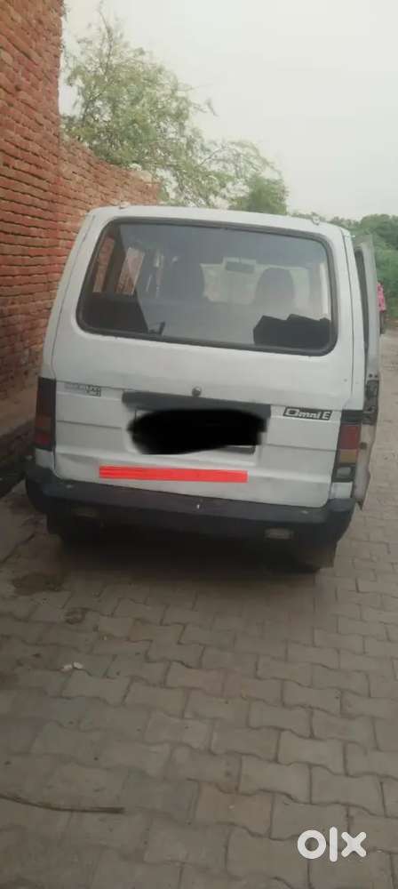 Maruti Suzuki Omni 2000